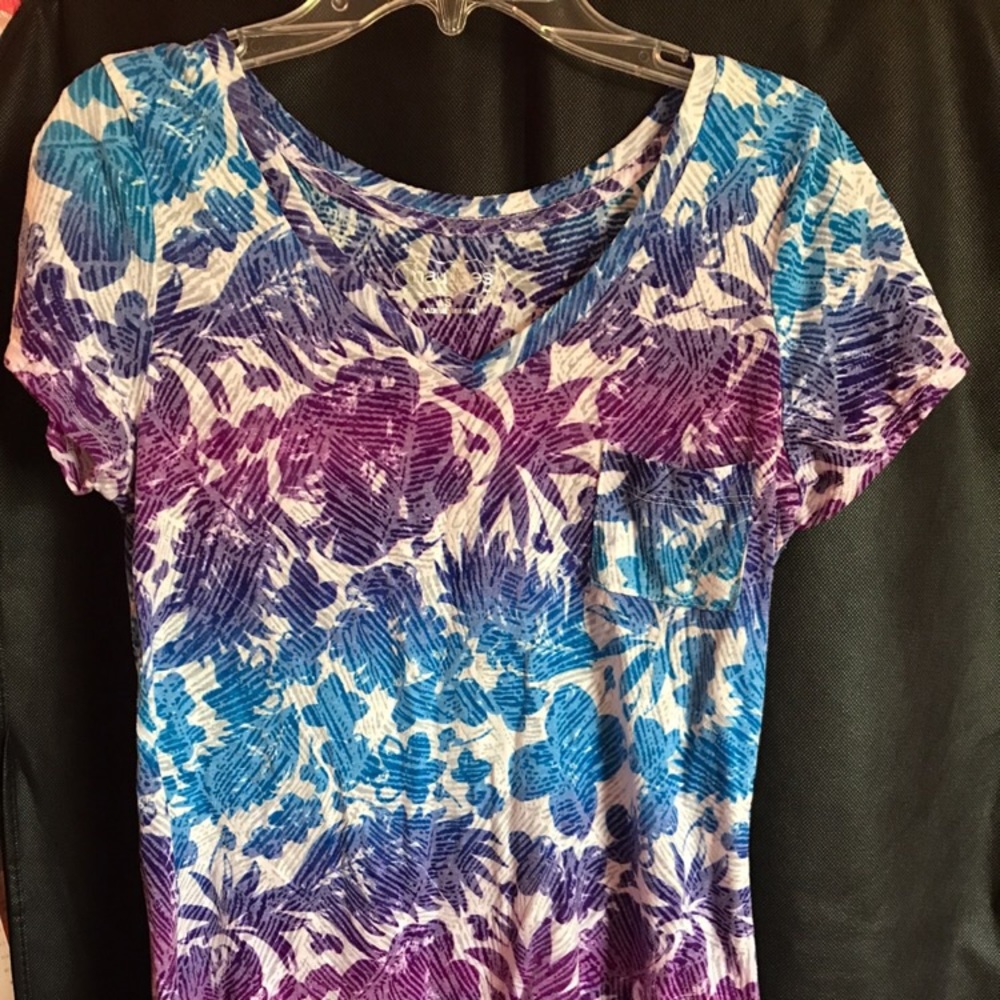 Maurice’s small shirt